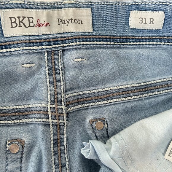 BKE Payton Jeans Womens size 31R Light Wash Boot Cut Stretch distressed ABK1233 - Picture 4 of 16